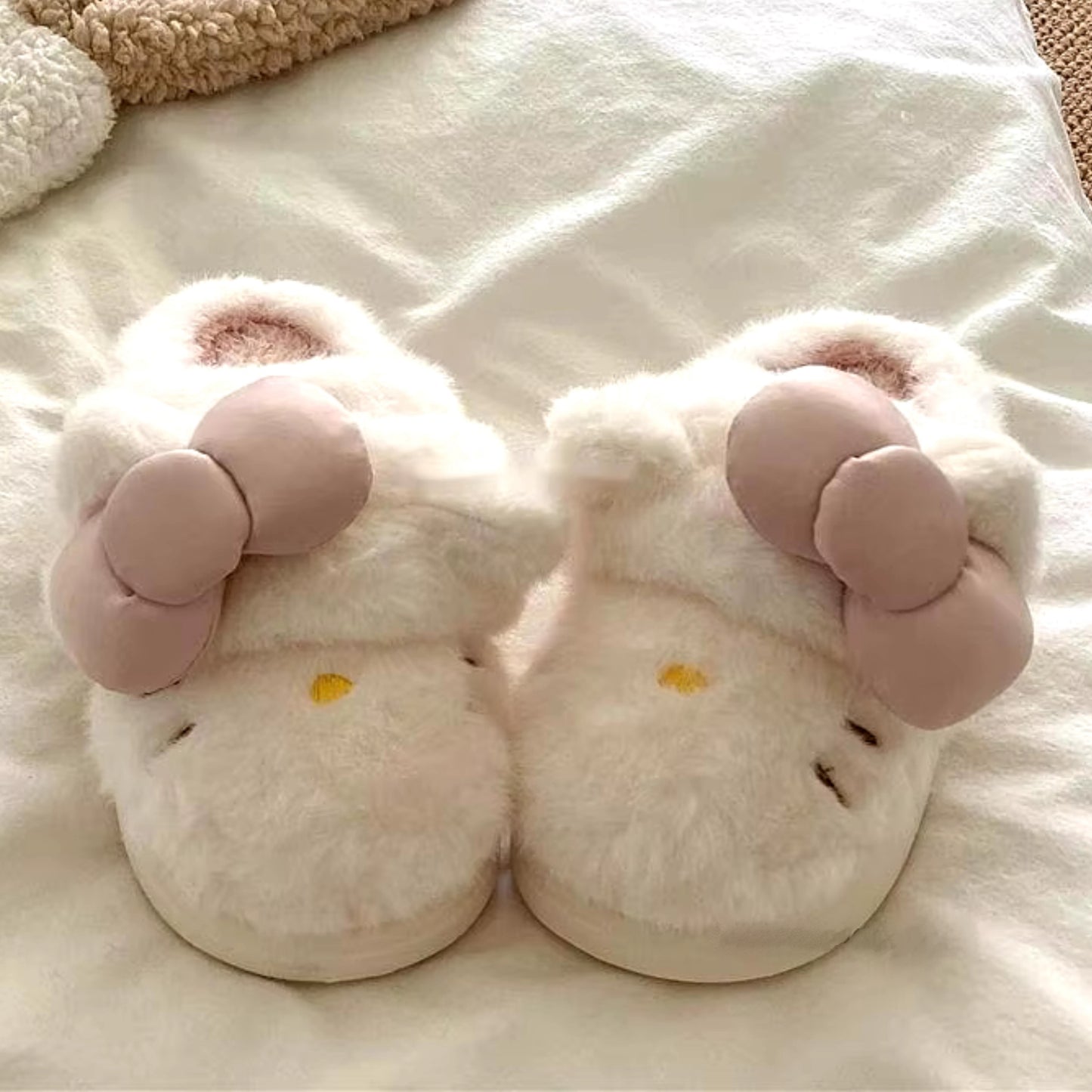 HELLO KITTY LOAFERS