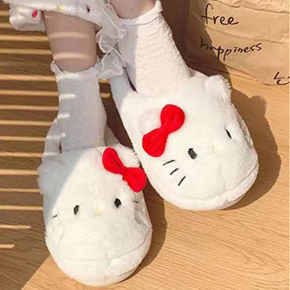 HELLO KITTY SLIPPERS